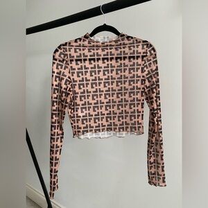 NWOT Graphic Print Lettuce Trim Crop Shirt